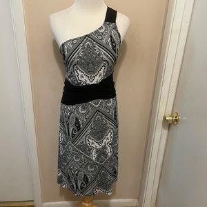 One shoulder dress